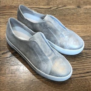J/Slides Metallic Sneaker